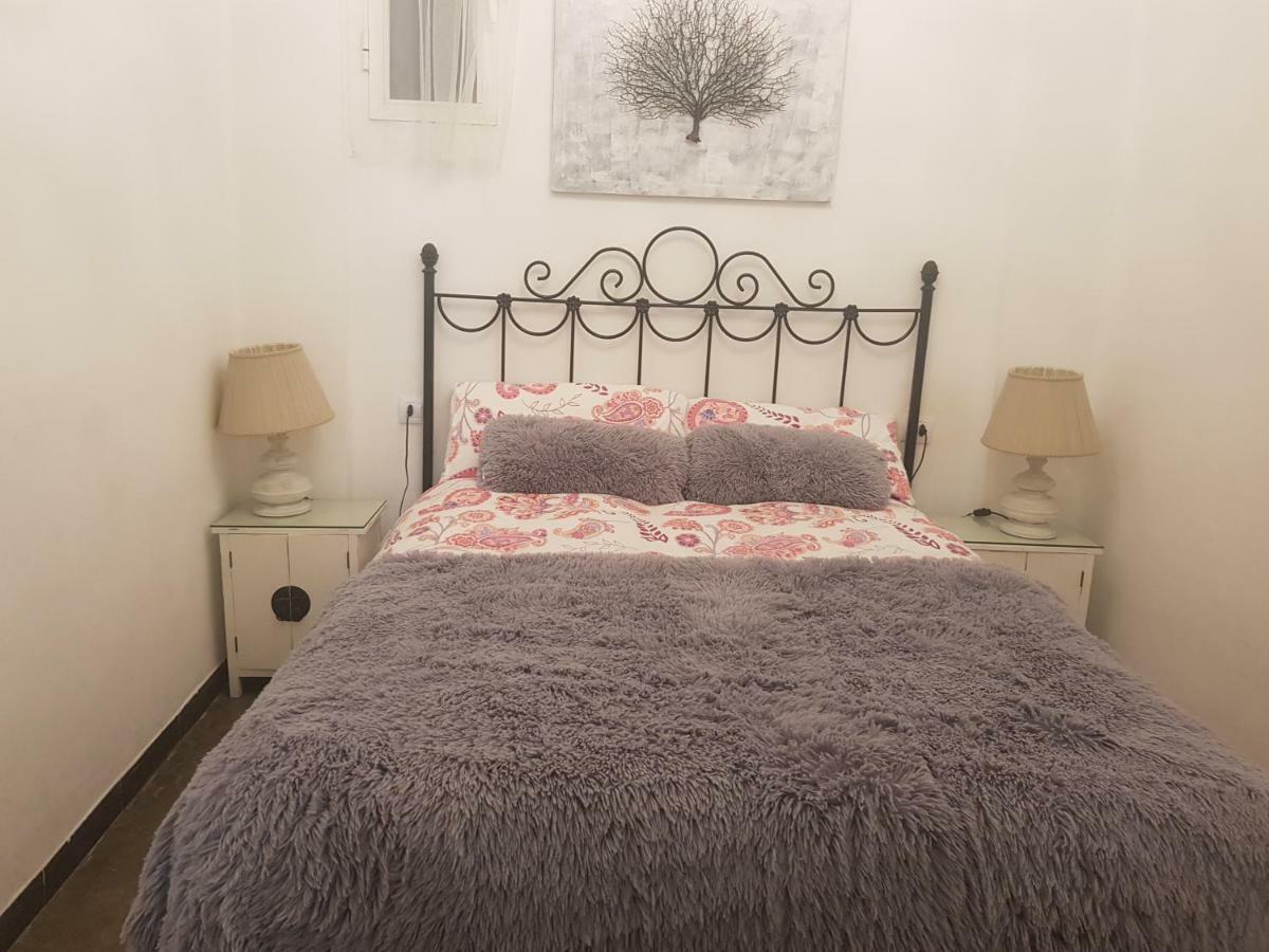 Domus Valencia Apartamentos Centro Frente A Torres De Serrano Bagian luar foto