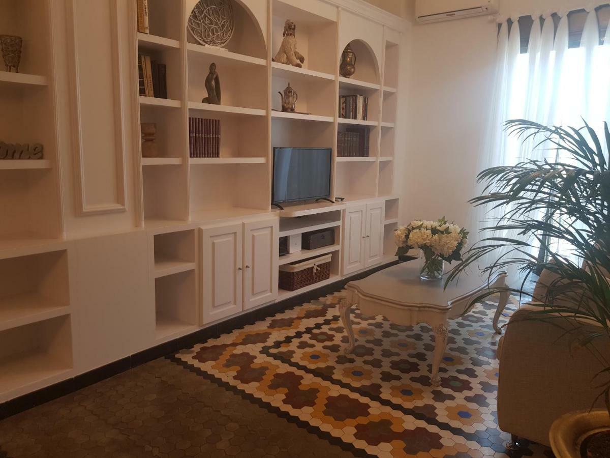Domus Valencia Apartamentos Centro Frente A Torres De Serrano Bagian luar foto